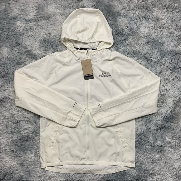 Nike Miler Flash Water Repellent Running Jacket